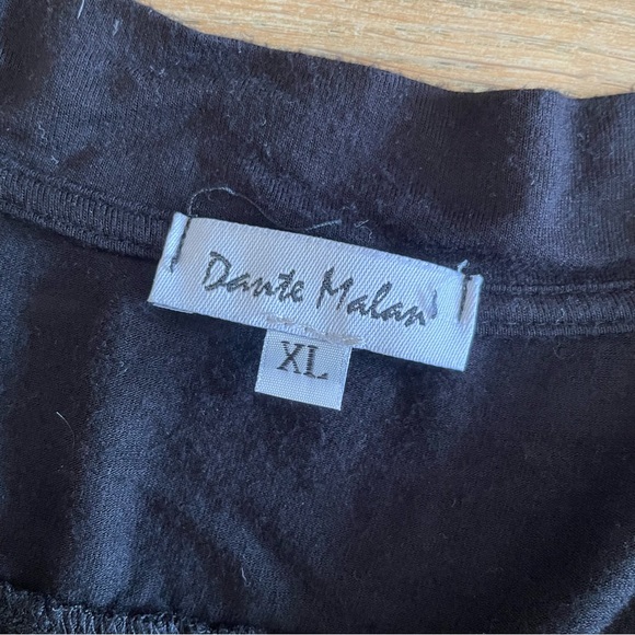 Dante Malan Black Sleeveless Tee - Picture 4 of 5